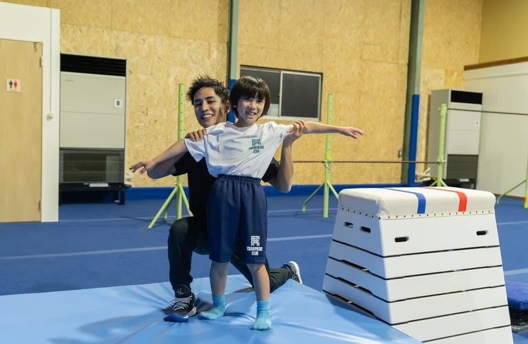 体操教室デビューならREX TRAMPOLINE CLUB　夏休み無料体験会開催！