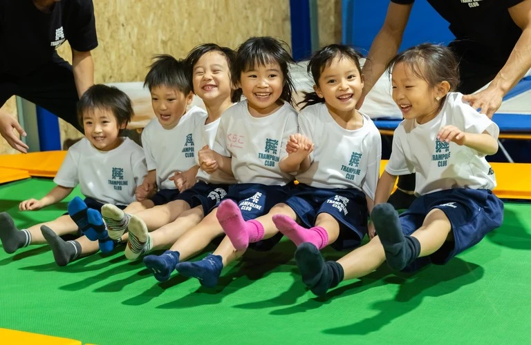 年中から始める体操教室｜5歳の運動能力と自信を育てる　REX TRAMPOLINE CLUB
