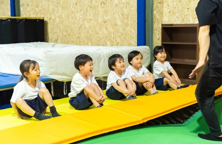 5歳の身体能力向上 | 埼玉県武蔵浦和の体操教室ならREX TRAMPOLINE CLUB 武蔵浦和店